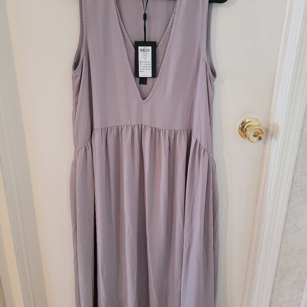 Elegant YAS Sleeveless Gray Dress